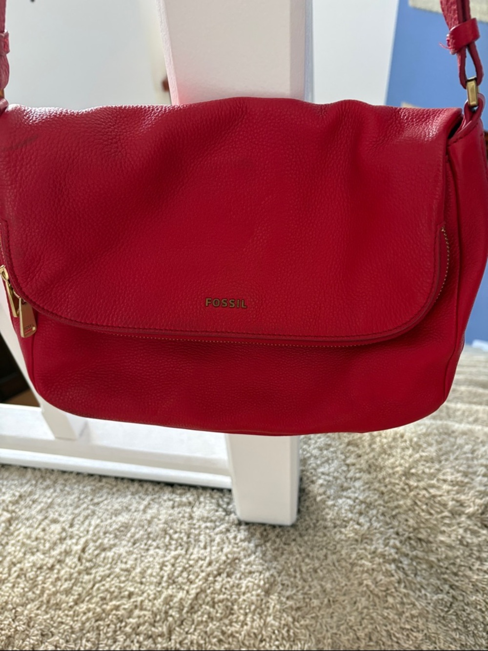 Fossil Red Pebbled Leather Crossbody Bag with dust bag See all pictures